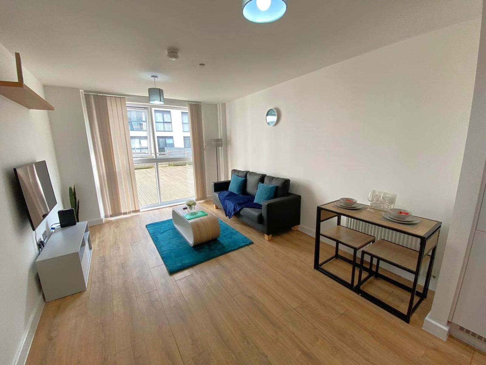 Deluxe Central Apartment - Fast Wifi- Utilitia Arena - Icc - Sea Life Centre Бірмінгем Екстер'єр фото